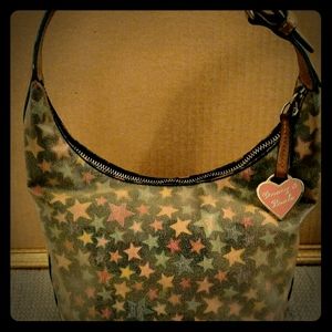 VINTAGE 1990'S DOONEY STAR HOBO PURSE!! ☺️